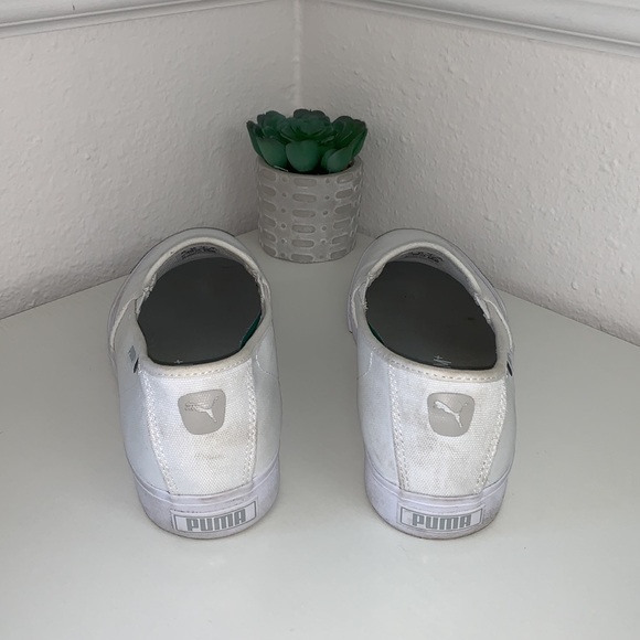 Worn once puma slip ons - Picture 3 of 4